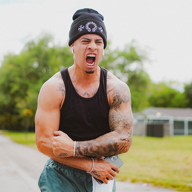 Austin McBroom Wiki, Age, Net Worth, Height, Weight, Wife, Family