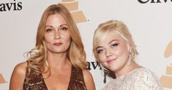 Who Is Elle King’s Mother, London King And Where Is She From? - Pop Creep