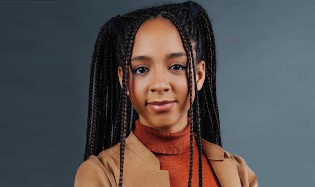 How Tall And Old Is Influencer, Amala Ekpunobi? - Pop Creep